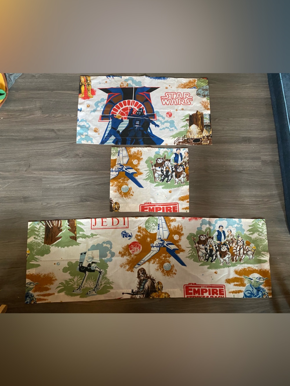 Star Wars Vintage Style Beige & Multi Color Doilies